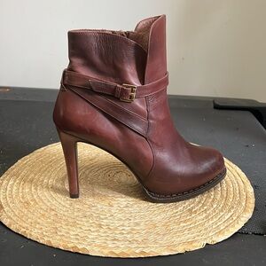 Pedro Miralles 1959 Leather Disstress Color Tone Burgundy Ankle Booties Size 40